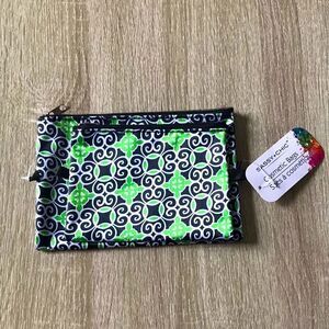 NWT … SASSY + CHIC 2 Piece Cosmetic Bag Set